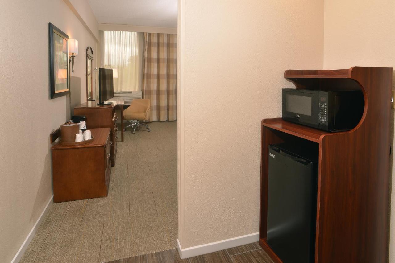 Hampton Inn Springfield-South Exteriör bild