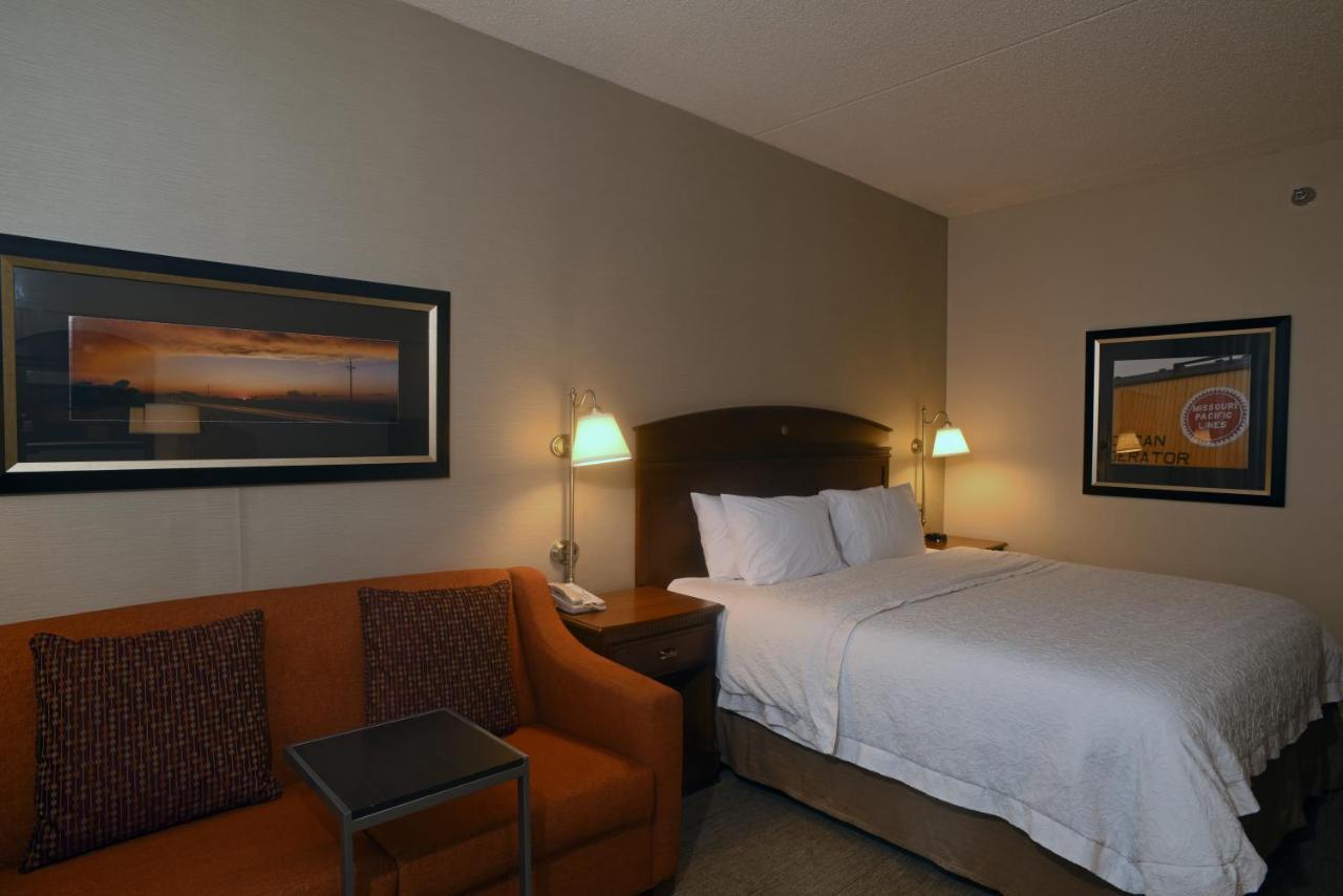 Hampton Inn Springfield-South Exteriör bild