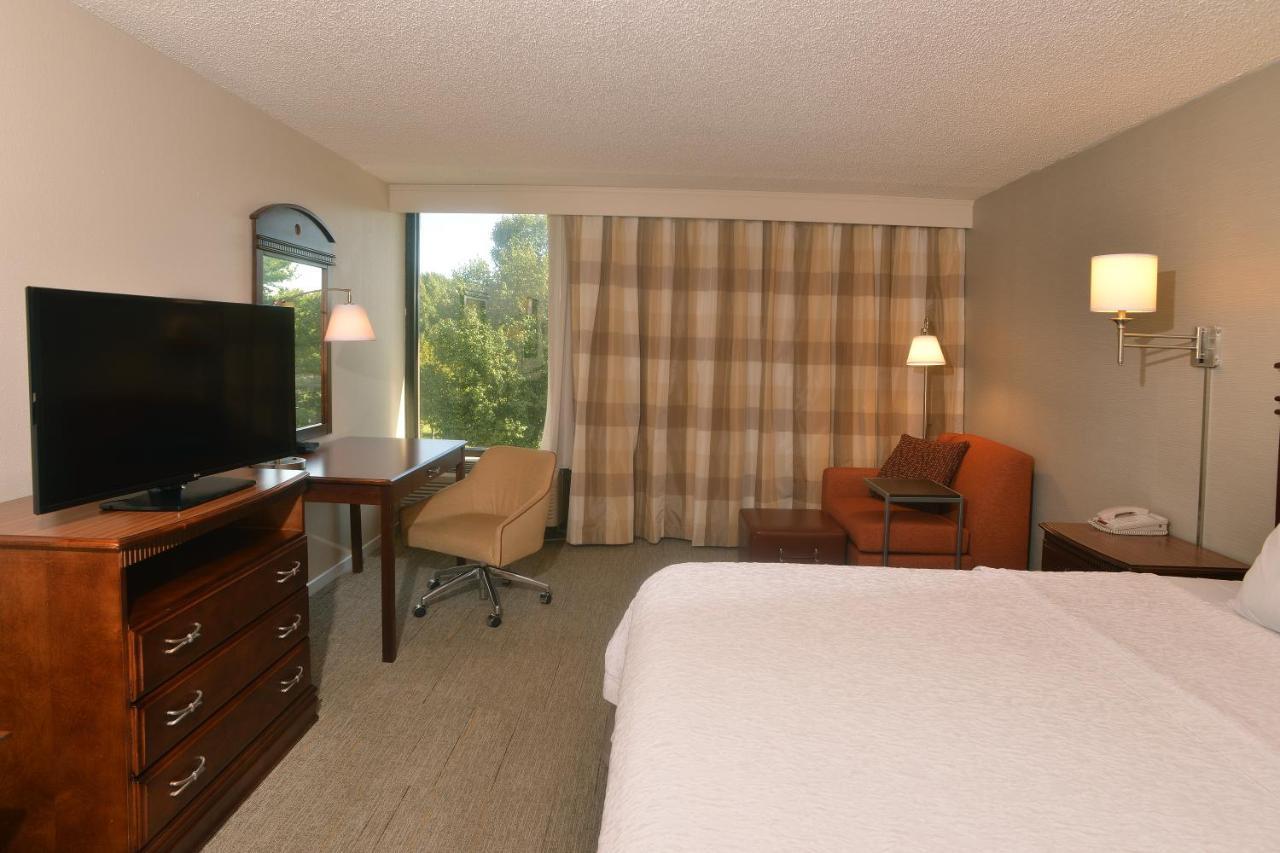 Hampton Inn Springfield-South Exteriör bild