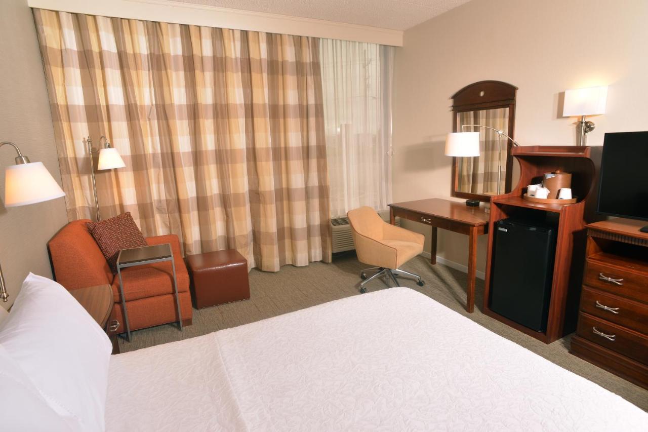 Hampton Inn Springfield-South Exteriör bild